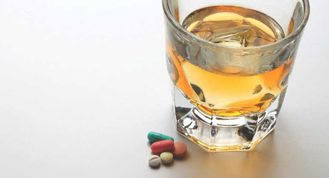 Αλκοόλ και φάρμακα: Ποια είναι η αλήθεια; - Φωτογραφία 1