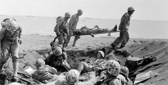 Ο αμερικανός στρατιώτης που αρνήθηκε να κρατήσει όπλο για θρησκευτικούς λόγους. Ωστόσο, κατετάγη εθελοντικά και έσωσε 75 συντρόφους του στη φονικότερη μάχη του Β’ Παγκοσμίου Πολέμου - Φωτογραφία 3