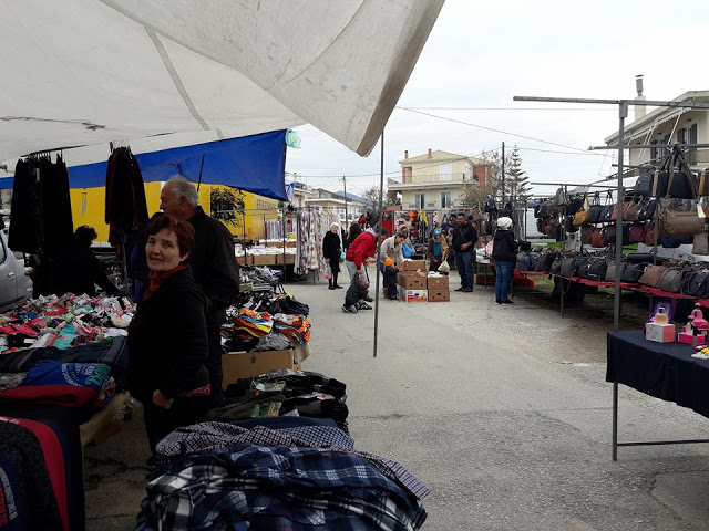 ΣΗΜΕΡΑ: Μια βόλτα στην Λαϊκή Αγορά της ΒΟΝΙΤΣΑΣ (ΦΩΤΟ: Στέλλα Λιάπη) - Φωτογραφία 21