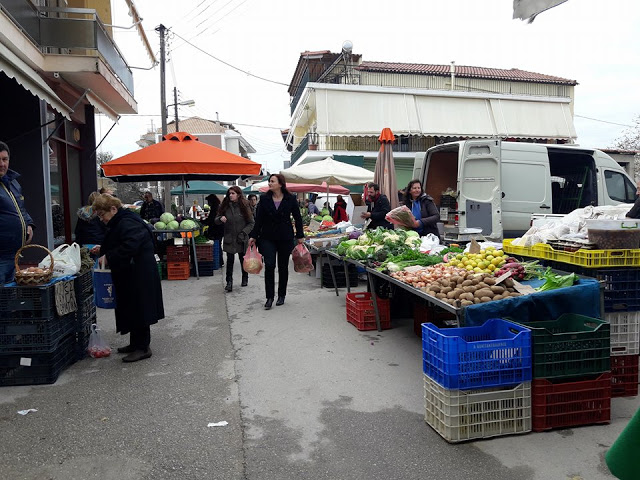 ΣΗΜΕΡΑ: Μια βόλτα στην Λαϊκή Αγορά της ΒΟΝΙΤΣΑΣ (ΦΩΤΟ: Στέλλα Λιάπη) - Φωτογραφία 28