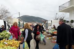 ΣΗΜΕΡΑ: Μια βόλτα στην Λαϊκή Αγορά της ΒΟΝΙΤΣΑΣ (ΦΩΤΟ: Στέλλα Λιάπη)