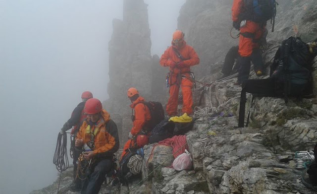 Τραγικό τέλος στην νέα επιχείρηση διάσωσης στον Όλυμπο: Νεκρός ο ένας ορειβάτης - Φωτογραφία 1
