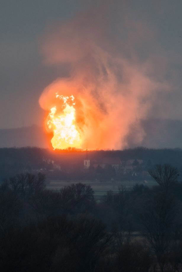 Αυστρία: Έκρηξη σε σταθμό φυσικού αερίου - Ένας νεκρός, δεκάδες τραυματίες - Φωτογραφία 6