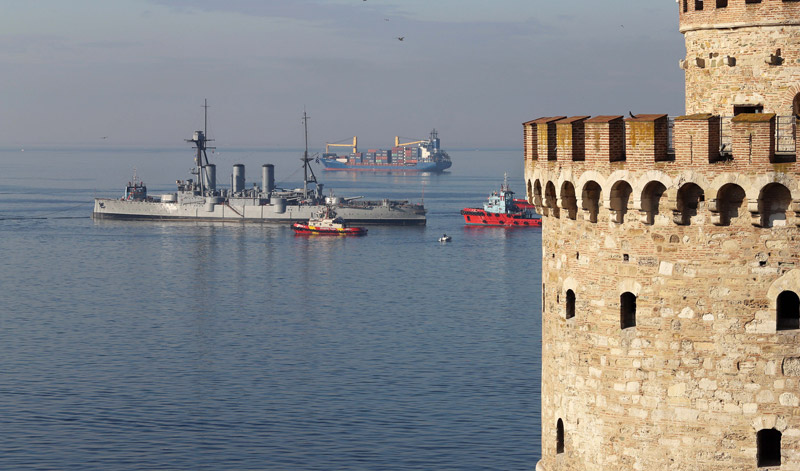 Φωτος: Απέπλευσε από τη Θεσσαλονίκη το θωρηκτό «Αβέρωφ» - Φωτογραφία 2