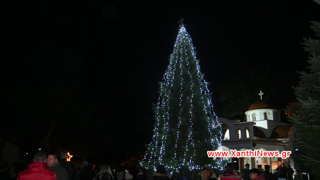 Δ'ΣΣ: Φανταστική φωταγώγηση του Χριστουγεννιάτικου δέντρου - Φωτογραφία 7