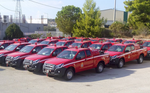 Δείτε πόσα ISUZU D-MAX Extended Cab πήρε η πυροσβεστική - Φωτογραφία 1