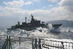 Αυτή είναι η Φρεγάτα ΈΛΛΗ που συνοδεύει το Αβέρωφ στο ταξίδι του γυρισμού