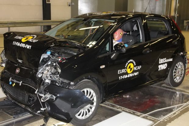Euro NCAP: Το πρώτο αυτοκίνητο με μηδέν αστέρια στην ασφάλεια [video] - Φωτογραφία 2