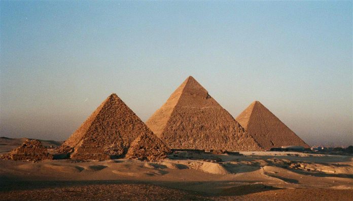 Ειδικό ρομπότ θα αποκαλύψει τα μυστικά της πυραμίδας του Χέοπα - Φωτογραφία 1