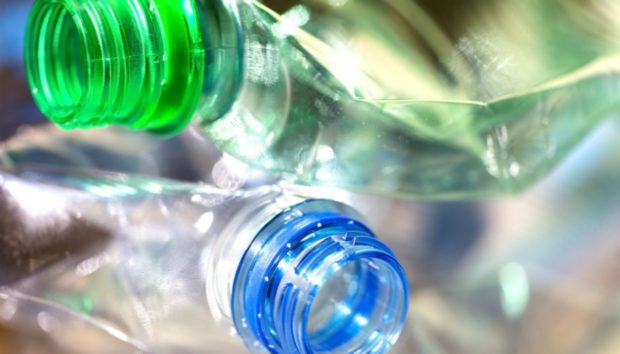 5 πανέξυπνα πράγματα που μπορείτε να κάνετε με ένα πλαστικό μπουκάλι [video] - Φωτογραφία 1