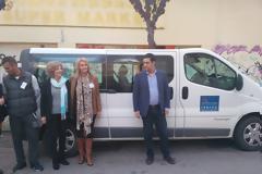 ΠΑΡΑΔΟΣΗ ΤΡΟΦΙΜΩΝ ΑΠΌ ΤΗΝ ΓΕΦΥΡΑ ΑΕ