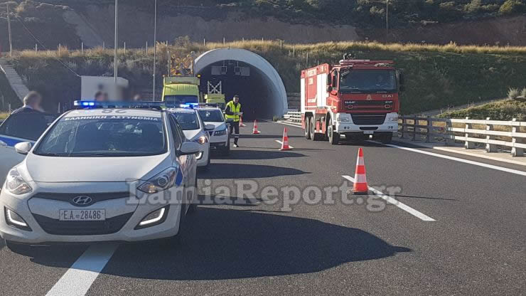 Στυλίδα: Συναγερμός για φωτιά σε νταλίκα στις σήραγγες [photos] - Φωτογραφία 4