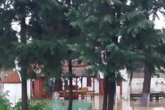 Πλημμύρισε η Ροδόπη, μεγάλα προβλήματα σε οδικό δίκτυο και μετακινήσεις - 17 απεγκλωβισμοί