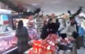 Βίντεο από την... επίσκεψη Ρουβίκωνα στο σούπερ μάρκετ