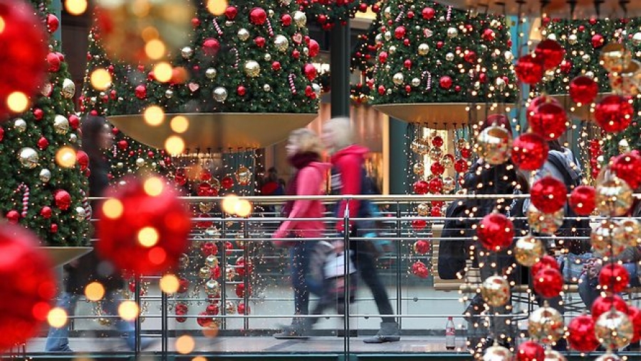 Πώς κάνουν τα ...ηλεκτρονικά ψώνια τους οι Έλληνες τα Χριστούγεννα - Φωτογραφία 1