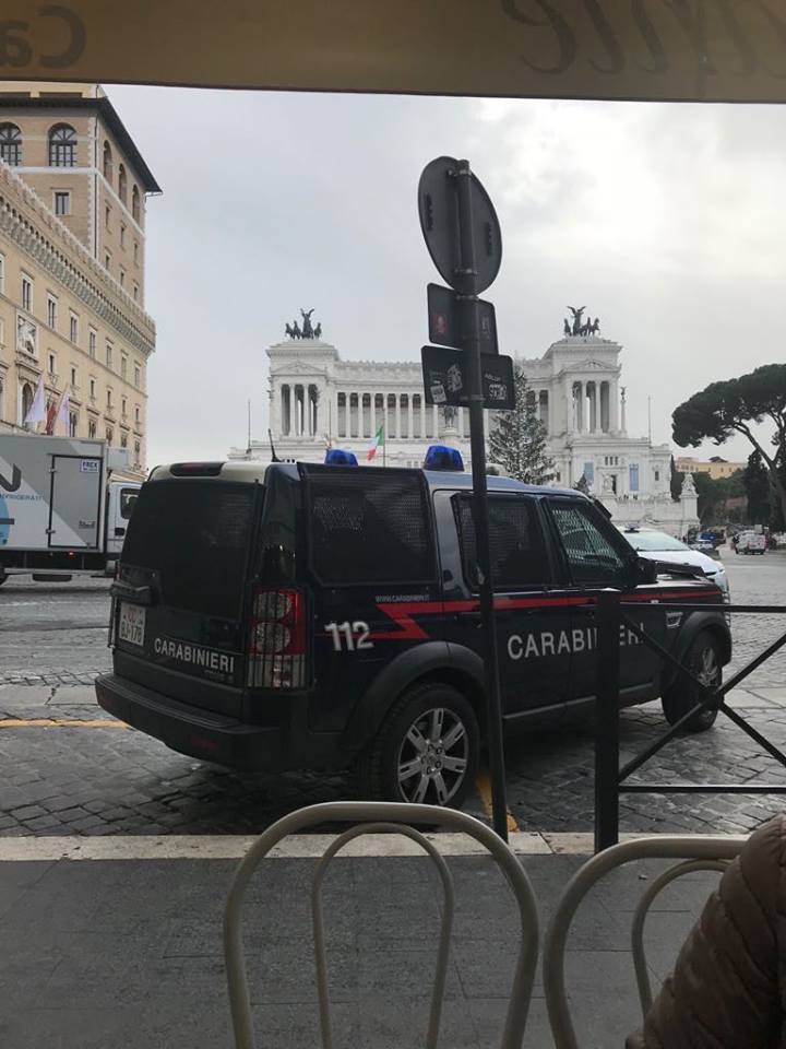 CARABINIERI VS ΕΛ.ΑΣ (Φωτό) - Φωτογραφία 3