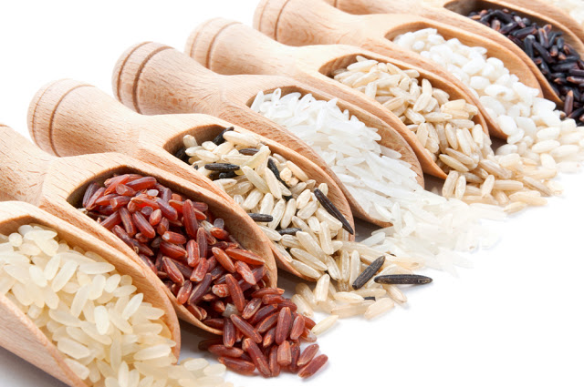 5 λόγοι που το καστανό ρύζι σε βοηθάει να χάσεις κιλά