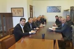 Συνάντηση Ομοσπονδιών με πολιτικά κόμματα για τις αλχημείες του μισθολογίου