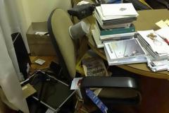 Επίθεση από κουκουλοφόρους στα γραφεία της ΕΣΗΕΜ-Θ [photos]