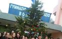 Εορταστική εκδήλωση για τον στολισμό του χριστουγεννιάτικου δέντρου στο ΓΥΜΝΑΣΙΟ-ΛΥΚΕΙΟ ΒΟΝΙΤΣΑΣ (ΦΩΤΟ) - Φωτογραφία 5