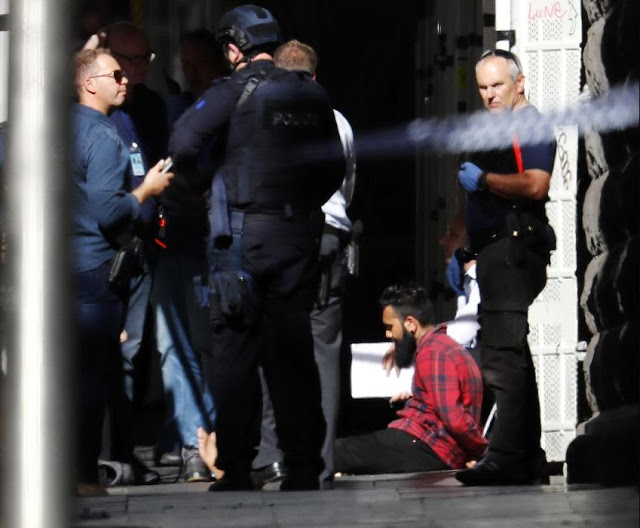 32χρονος Αφγανός ο οδηγός που σκόρπισε τον τρόμο στη Μελβούρνη τραυματίζοντας 19 άτομα. [Εικόνες-Βίντεο] - Φωτογραφία 2