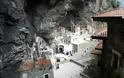 Δέος από την ανακάλυψη στην Παναγία Σουμελά: Μυστικό τούνελ οδηγεί σε εκκλησάκι - Φωτογραφία 4