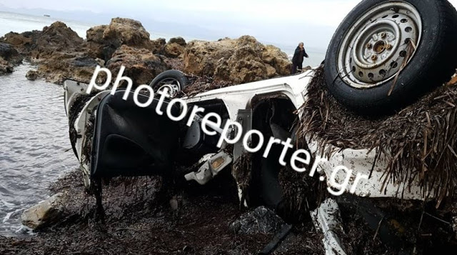 Φωτογραφίες: Σε αυτό το αυτοκίνητο βρέθηκε νεκρή η άτυχη Ηλιάνα που είχε εξαφανιστεί στη Λακωνία - Φωτογραφία 1