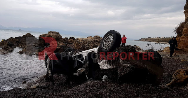 Φωτογραφίες: Σε αυτό το αυτοκίνητο βρέθηκε νεκρή η άτυχη Ηλιάνα που είχε εξαφανιστεί στη Λακωνία - Φωτογραφία 4