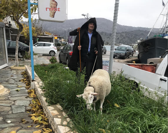 Καυστική σάτιρα του ΠΑΝΑΓΙΩΤΗ ΣΤΑΪΚΟΥ για την εγκατάλειψη του παραλιακού μετώπου του ΑΣΤΑΚΟΥ: Τι φταίει που 'γινες ληστής, τον ρώτησε ο Δικαστής; Τις πταίει που σήμερα ένας Γιατρός έγινε Ακτιβιστής!! - Φωτογραφία 2