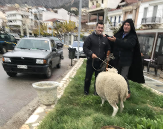 Καυστική σάτιρα του ΠΑΝΑΓΙΩΤΗ ΣΤΑΪΚΟΥ για την εγκατάλειψη του παραλιακού μετώπου του ΑΣΤΑΚΟΥ: Τι φταίει που 'γινες ληστής, τον ρώτησε ο Δικαστής; Τις πταίει που σήμερα ένας Γιατρός έγινε Ακτιβιστής!! - Φωτογραφία 3