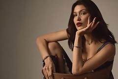 Bella Hadid: Το πρώτο εξώφυλλο του 2018 για τη Vogue Κορέας
