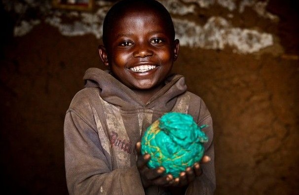 Τι ζητούν για δώρο Χριστουγέννων τα παιδιά του Κονγκό; - Φωτογραφία 1