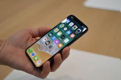Η Apple παραδέχτηκε ότι επιβραδύνει τα παλιά iPhone