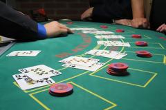 Blackjack, το μεγάλο κόλπο: Οι φοιτητές του ΜΙΤ που «μάδησαν» τα Καζίνο του Λας Βέγκας