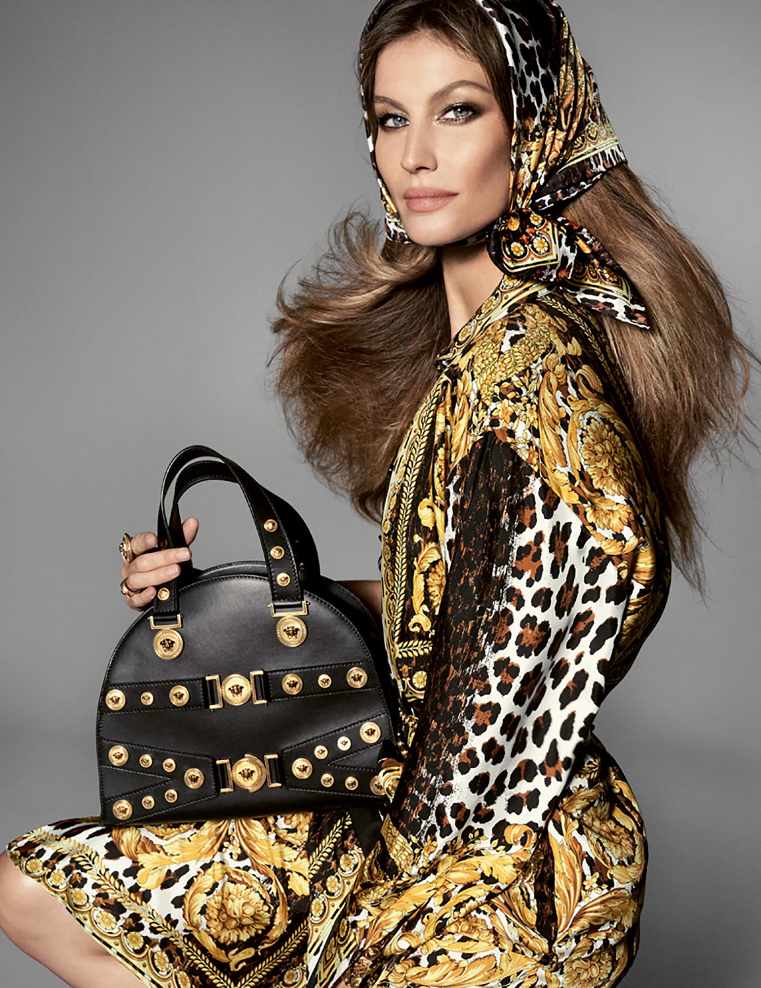 Versace ενώνει... δύο γενιές super model - Φωτογραφία 2