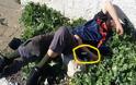 Σοκάρει το θέαμα: Νεαρός σε ημιλυπόθυμη κατάσταση με την σύριγγα καρφωμένη στο χέρι στο Μενίδι - [Σκληρές εικόνες] - Φωτογραφία 2