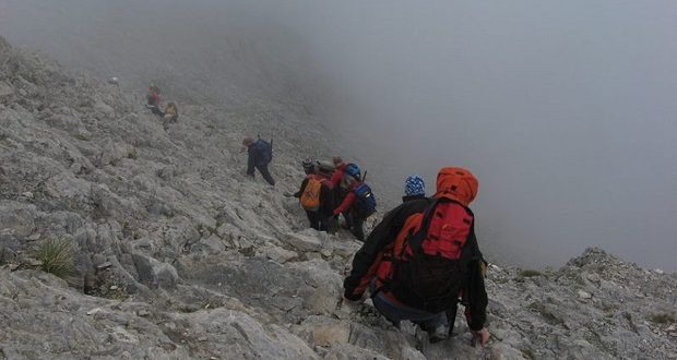 Αίσιο τέλος στην περιπέτεια δύο ορειβατών στον Όλυμπο - Φωτογραφία 1