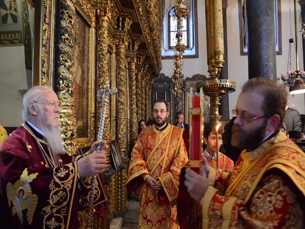 Χριστουγεννιάτικη Θεία Λειτουργία στο Φανάρι - Φωτογραφία 2