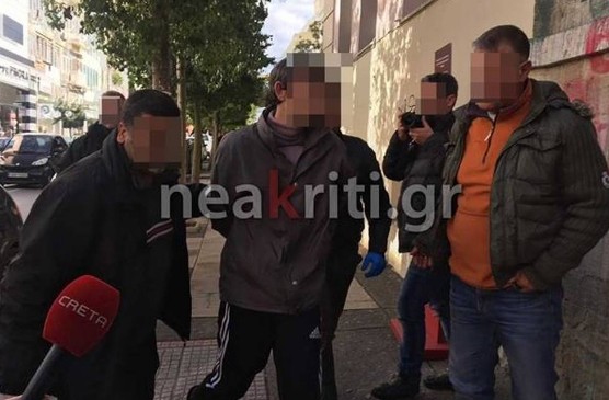 Ηράκλειο: Σοκάρουν τα νέα στοιχεία για τον πατροκτόνο - Τι έδειξε η νεκροψία - Τι δήλωσε ο δράστης - Φωτογραφία 6