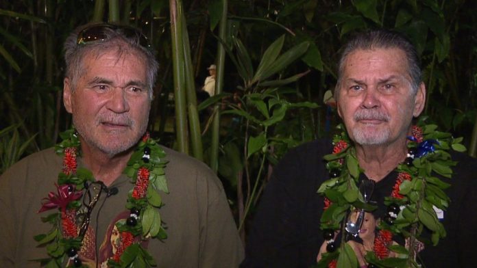 Δύο κολλητοί φίλοι ανακάλυψαν μετά από 60 χρόνια ότι είναι αδέρφια - Φωτογραφία 1