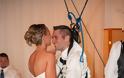 Συγκλονιστικές εικόνες: Δείτε τον τρόπο που βρήκε ανάπηρος άντρας για να χαρίσει στη γυναίκα του ένα χορό... [photos] - Φωτογραφία 3