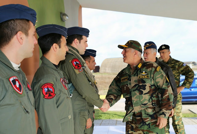 Επίσκεψη Αρχηγού ΓΕΕΘΑ σε Μονάδες - Σχηματισμούς των Ενόπλων Δυνάμεων - Φωτογραφία 17