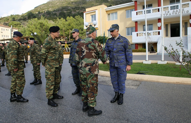 Επίσκεψη Αρχηγού ΓΕΕΘΑ σε Μονάδες - Σχηματισμούς των Ενόπλων Δυνάμεων - Φωτογραφία 21