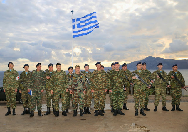 Επίσκεψη Αρχηγού ΓΕΕΘΑ σε Μονάδες - Σχηματισμούς των Ενόπλων Δυνάμεων - Φωτογραφία 7