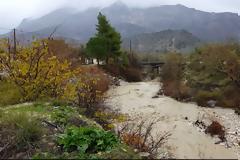 Κατεβάζει πολύ νερό το ποτάμι στο ΒΑΡΝΑΚΑ (ΒΙΝΤΕΟ)