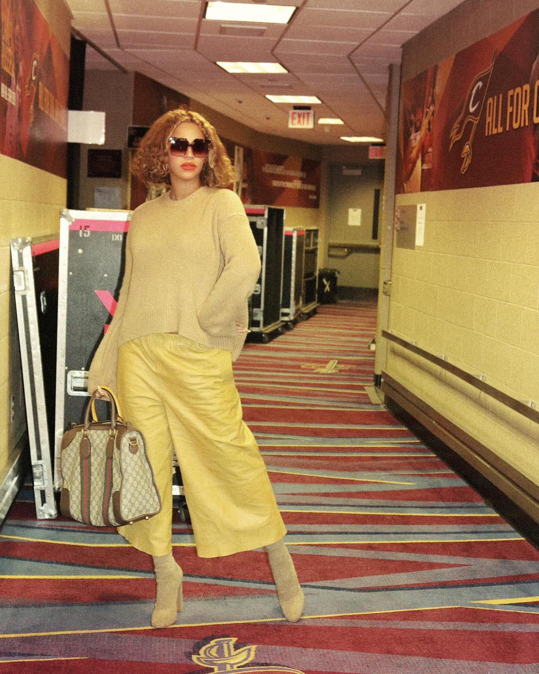 Η Beyonce αποχωρίστηκε τη μακριά της κόμη και είπε «ναι» στο κοντό καρέ - Φωτογραφία 2