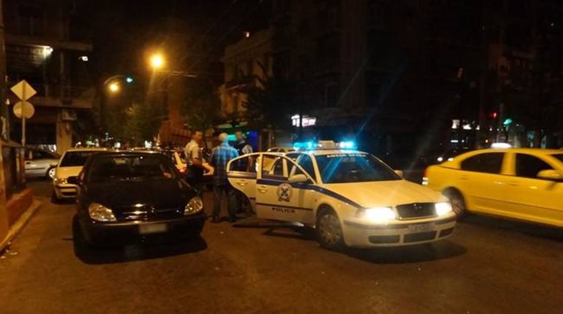 Μαφιόζικη επίθεση σε καφετέρια στο κέντρο της Αθήνας - Τραυματίστηκε από σφαίρα μία 22χρονη - Φωτογραφία 1