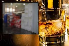 Πώς προσπάθησαν να σπρώξουν χιλιάδες λαθραία μπουκάλια ποτά στην Κρήτη