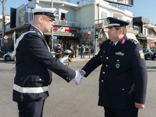 Εθιμοτυπική προσφορά δώρων σε τροχονόμους από την Πολιτική και Φυσική Ηγεσία της Ελληνικής Αστυνομίας - Φωτογραφία 21