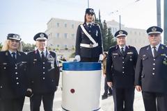 Εθιμοτυπική προσφορά δώρων σε τροχονόμους από την Πολιτική και Φυσική Ηγεσία της Ελληνικής Αστυνομίας